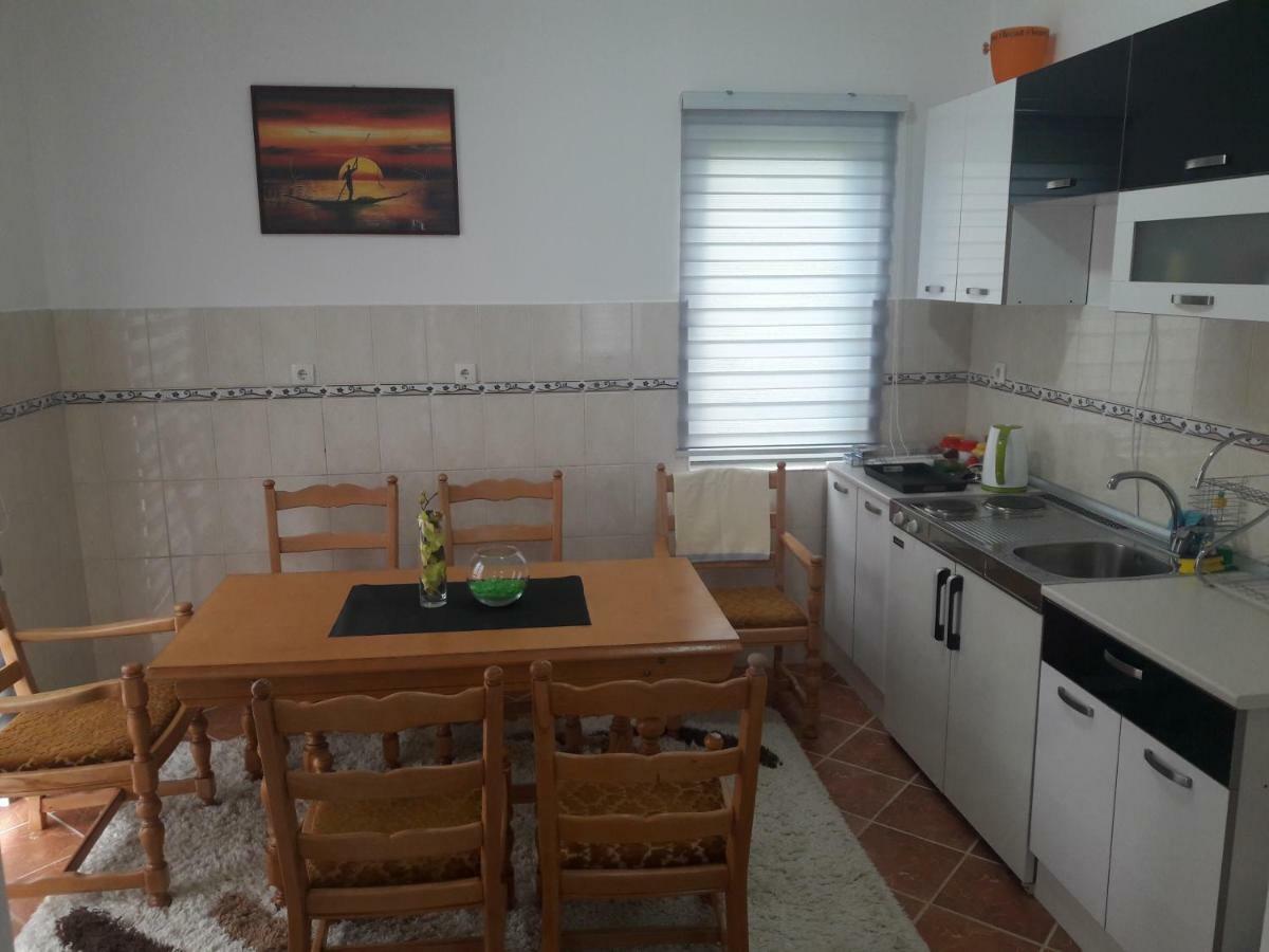 Apartamento Anika Trebinje Exterior foto